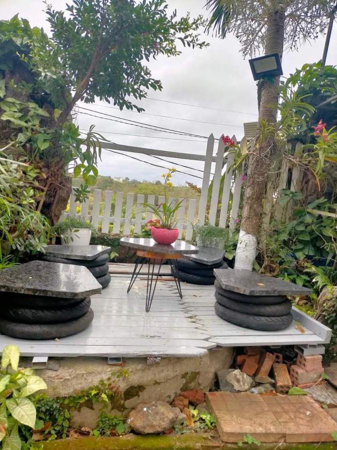 Ly'S Homestay Gia Nghĩa 외부 사진